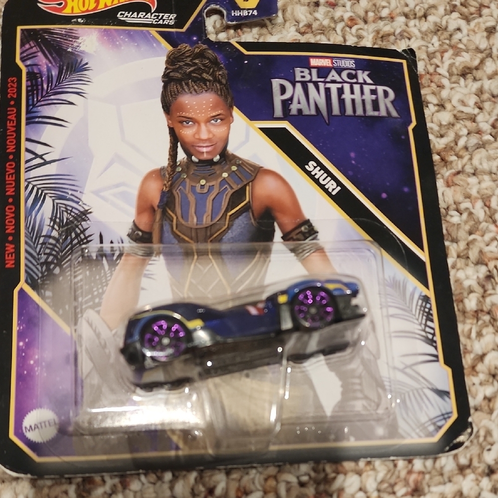 MARVEL Hot Wheels Black Panther Shuri Character Series Car